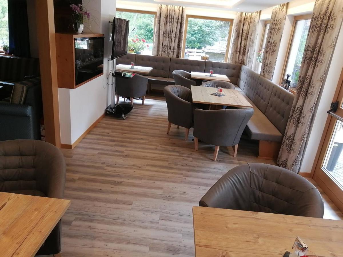 Hotel Schwarzenbach 노바포넨테 외부 사진